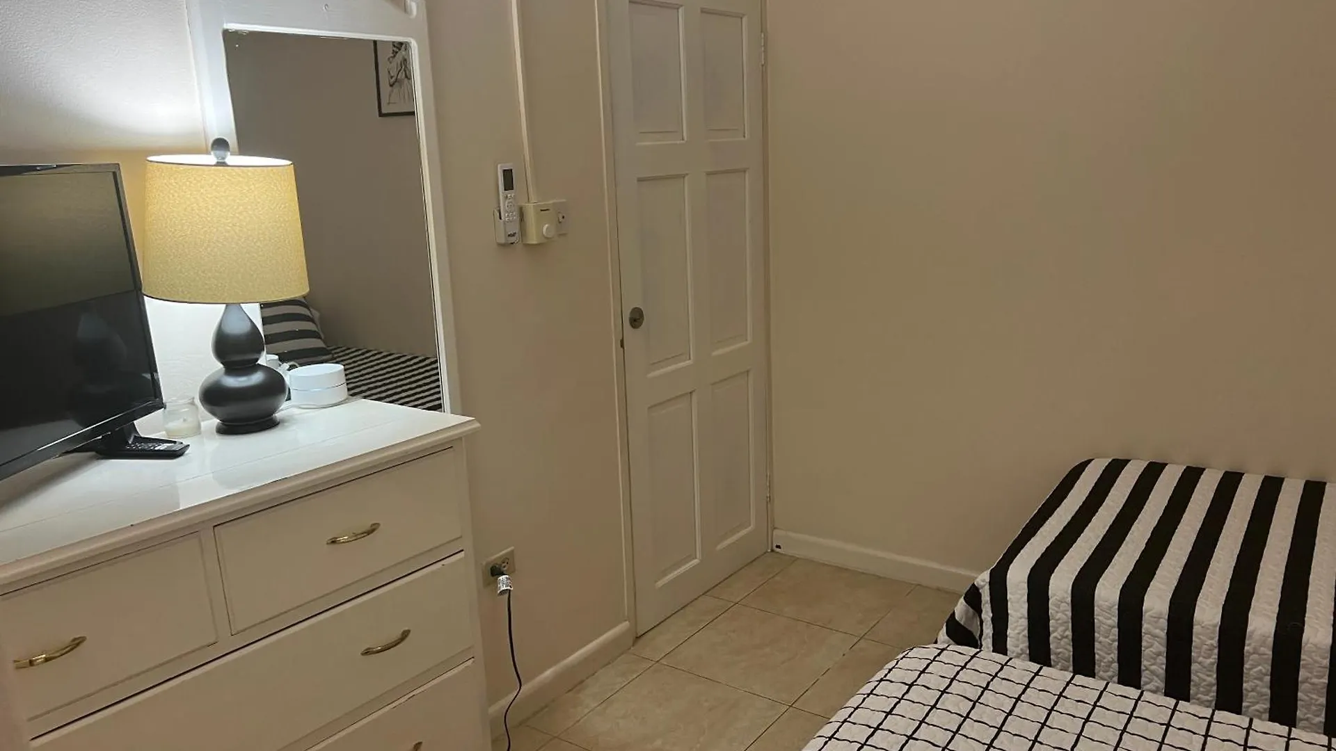 Pampered In Paradise Columbus Heights 2 Bedroom Penthouse Condo Near Ian Fleming Airport Ocho Rios Apartment