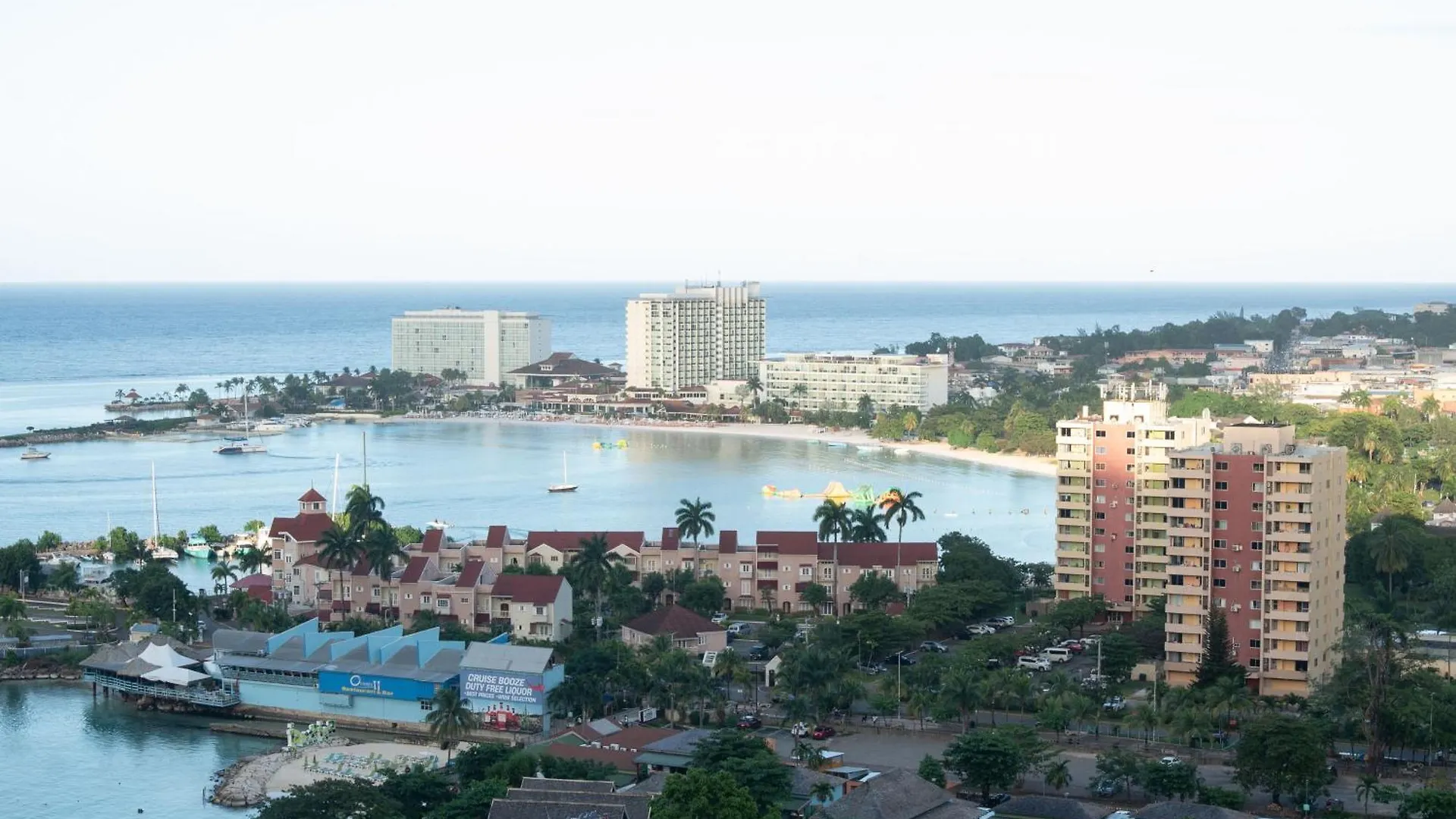 Apartment Pampered In Paradise Columbus Heights 2 Bedroom Penthouse Condo Near Ian Fleming Airport Ocho Rios Jamaica